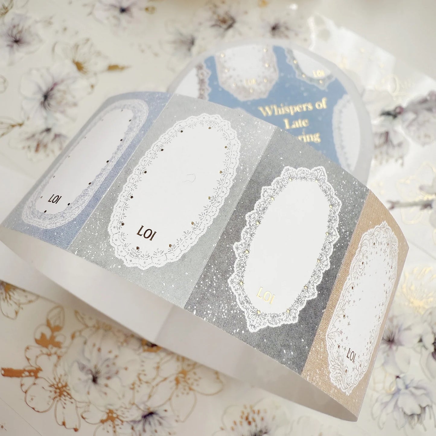 Loidesign "whispers of late spring - Lace frame " foil Label Sticker (32 sticker loop)