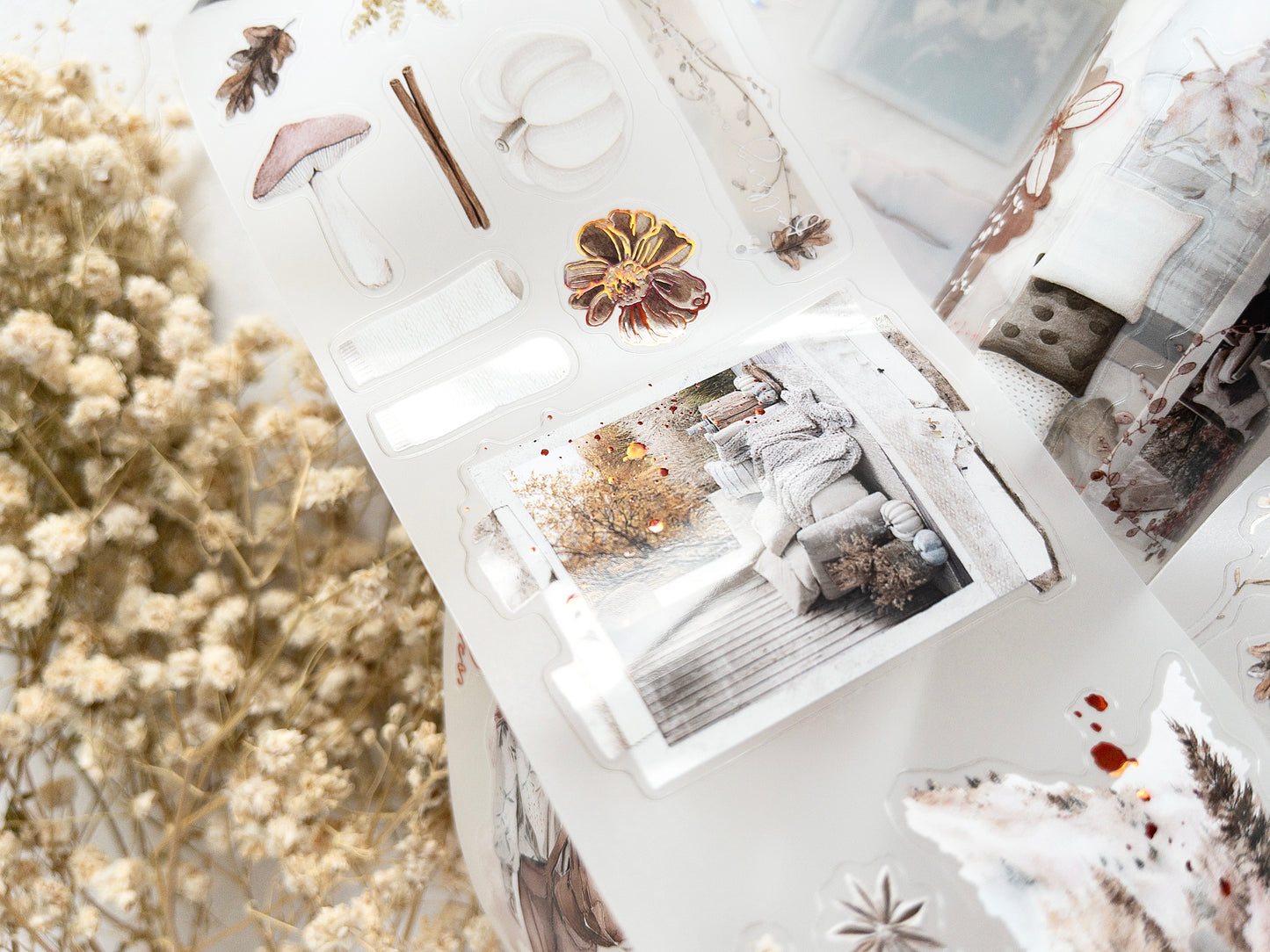 Foiled pre-cut PET tape: Autumn's pause