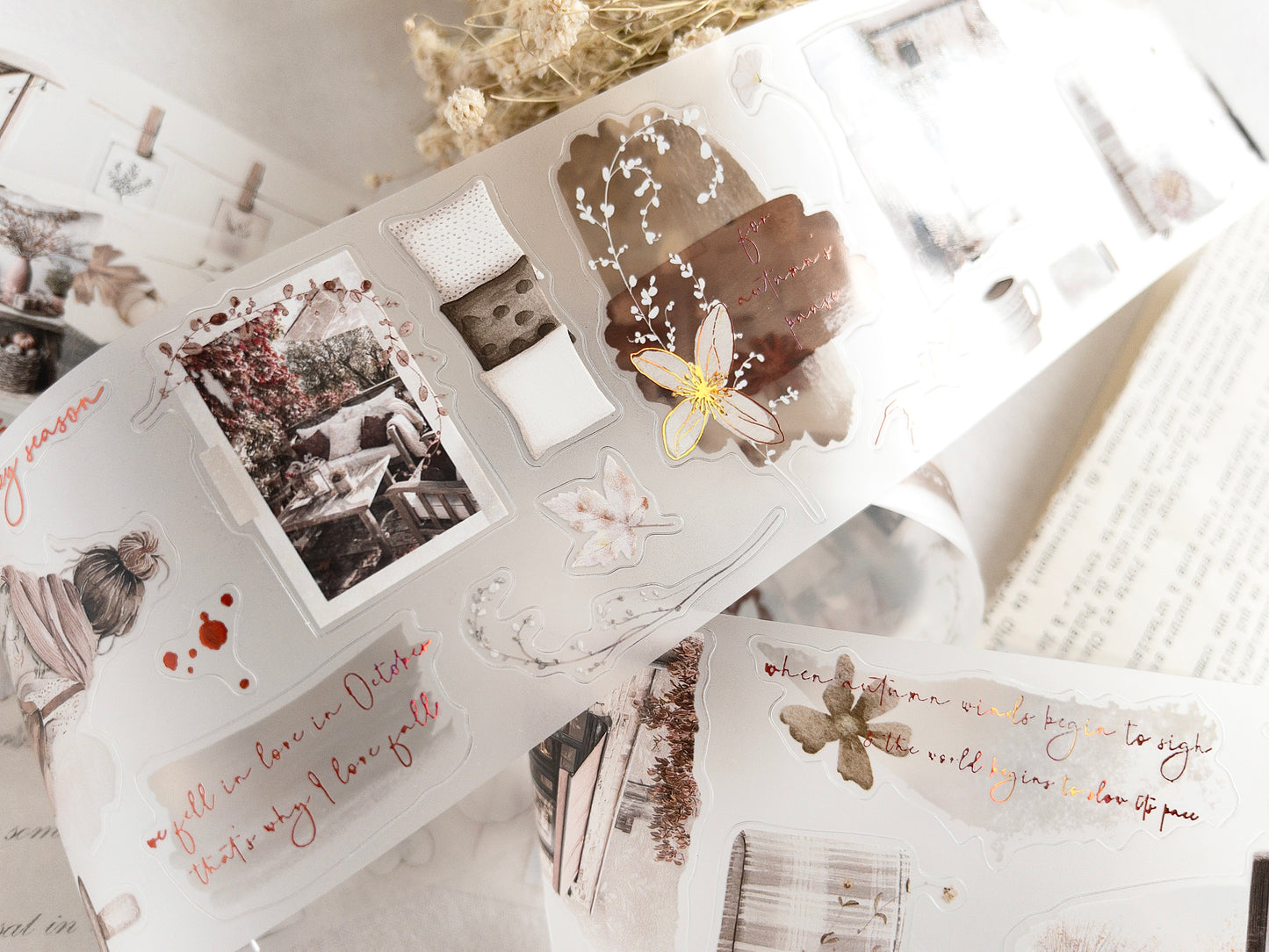 Foiled pre-cut PET tape: Autumn's pause
