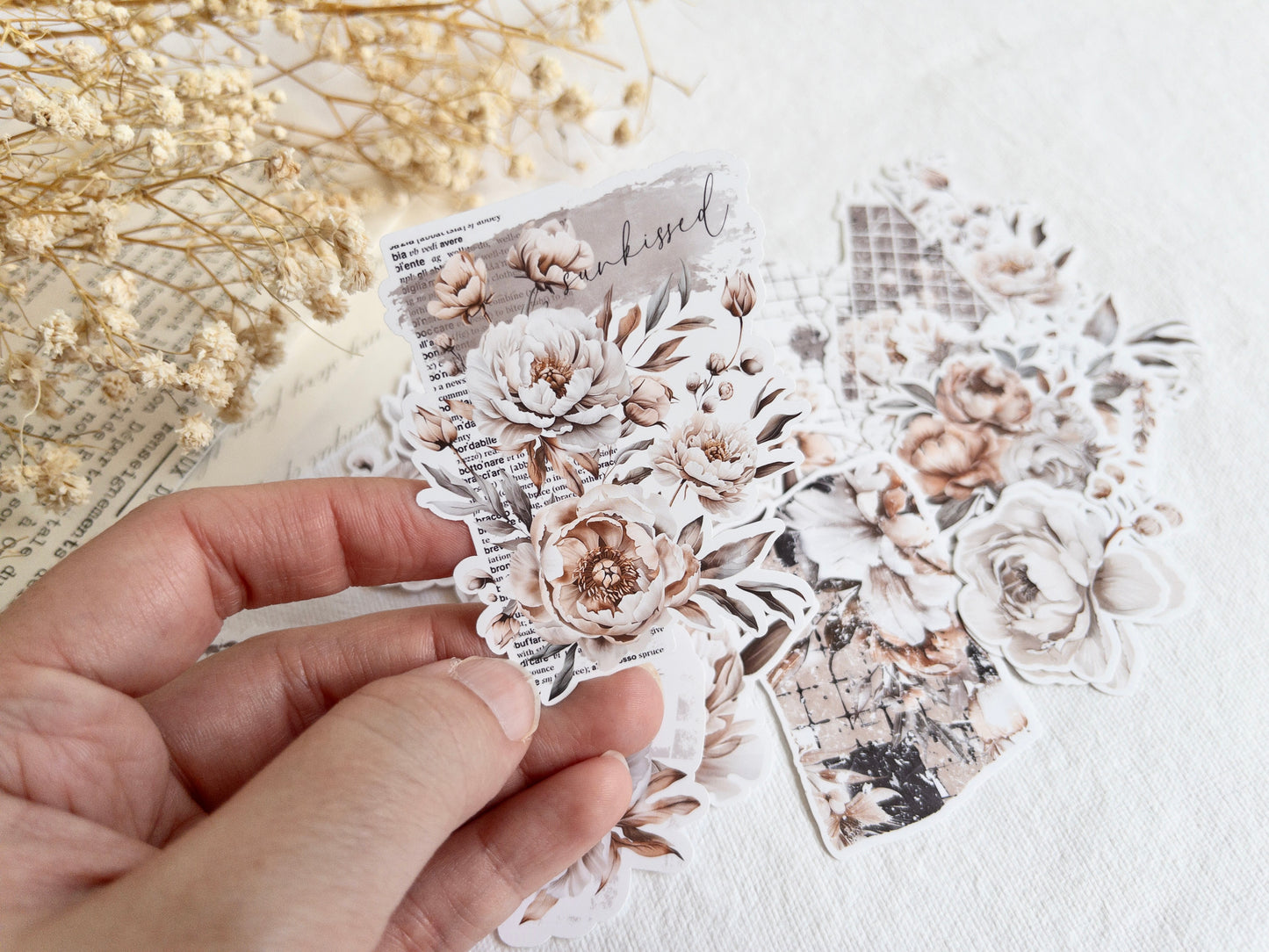 Deco sticker flakes: Amantea collection (Set of 18)