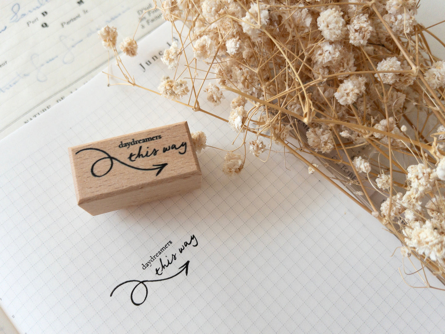 Rubber stamp: Daydreamers this way