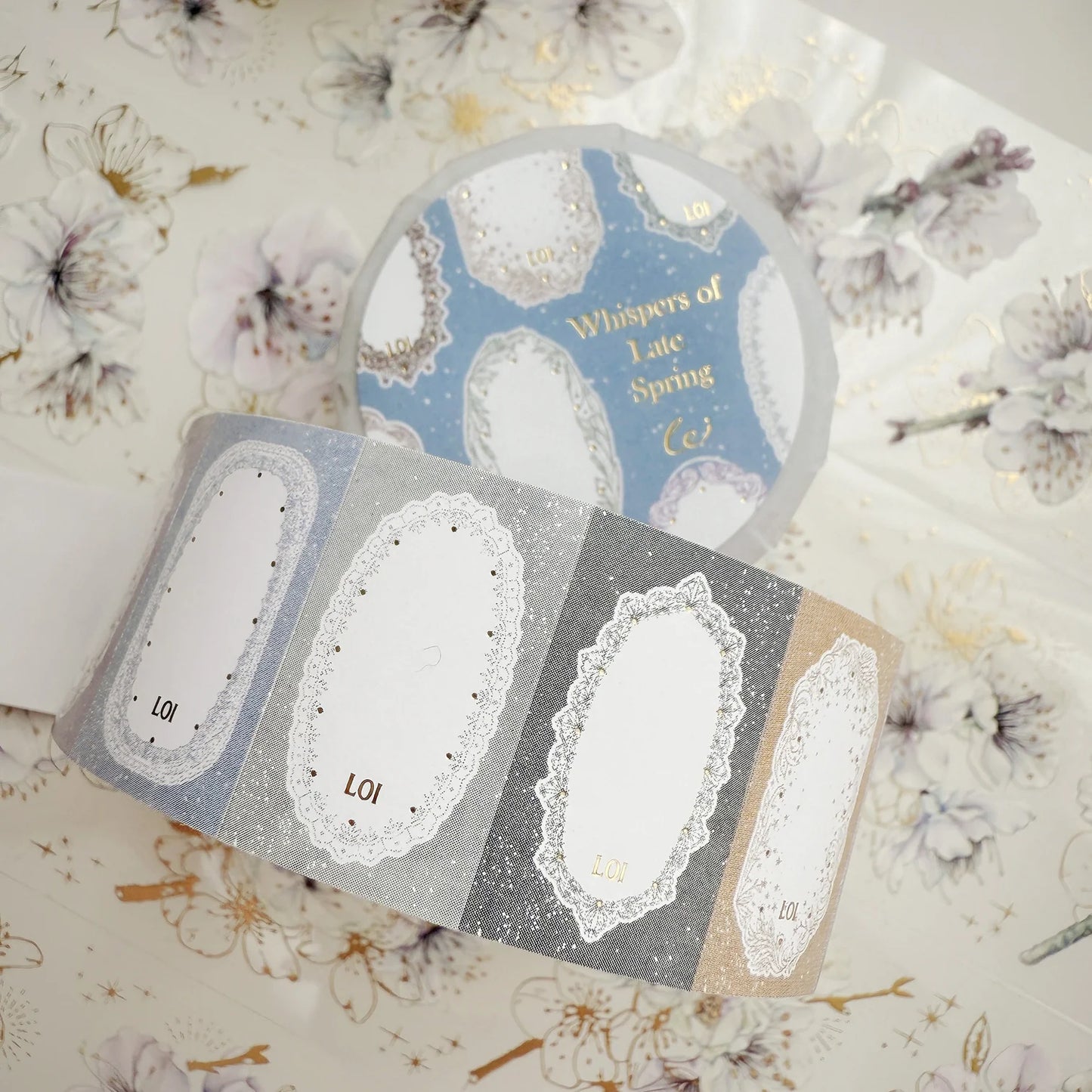 Loidesign "whispers of late spring - Lace frame " foil Label Sticker (32 sticker loop)