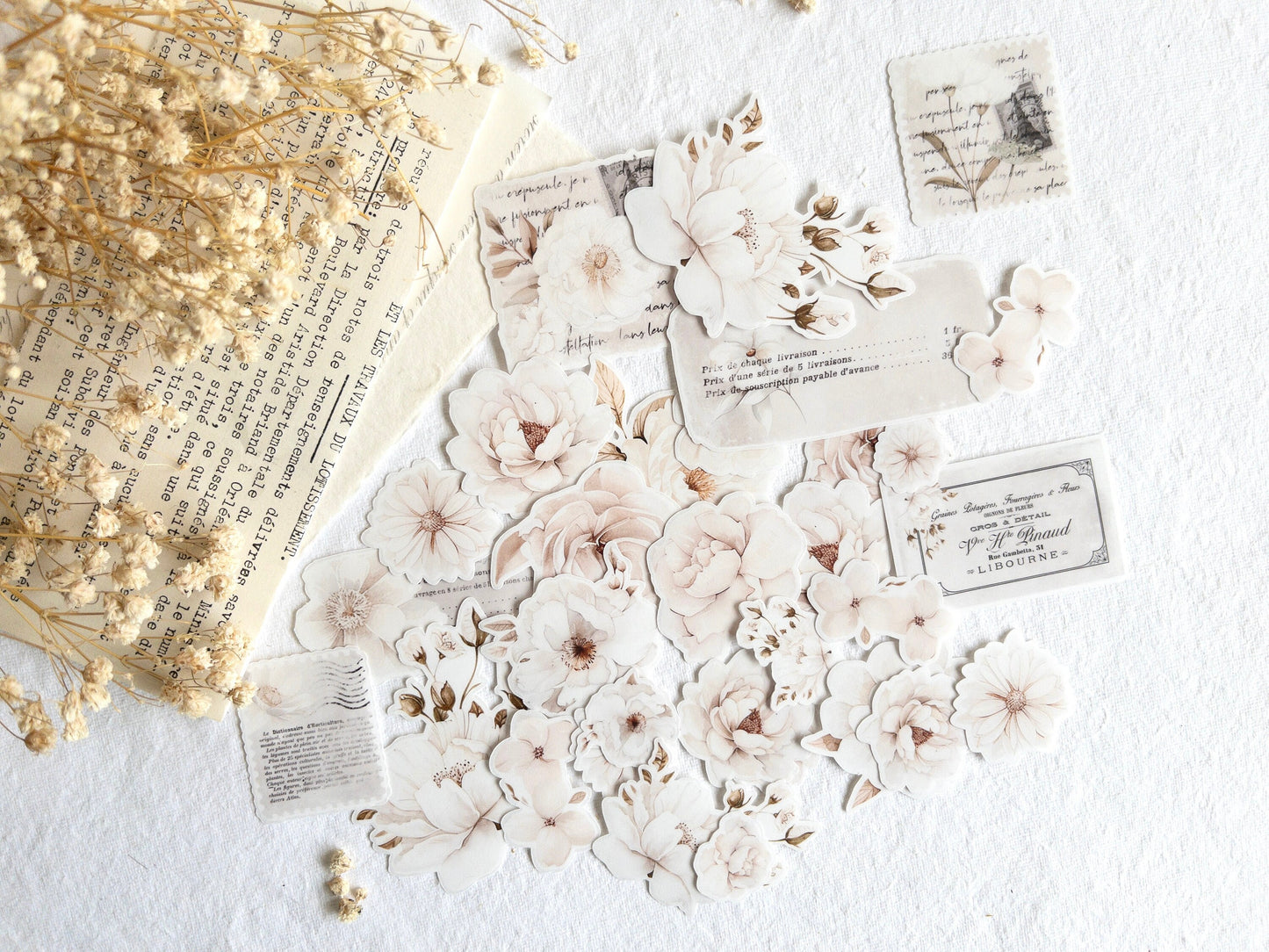 Floral sticker flakes: White blooms collection (Set of 30)