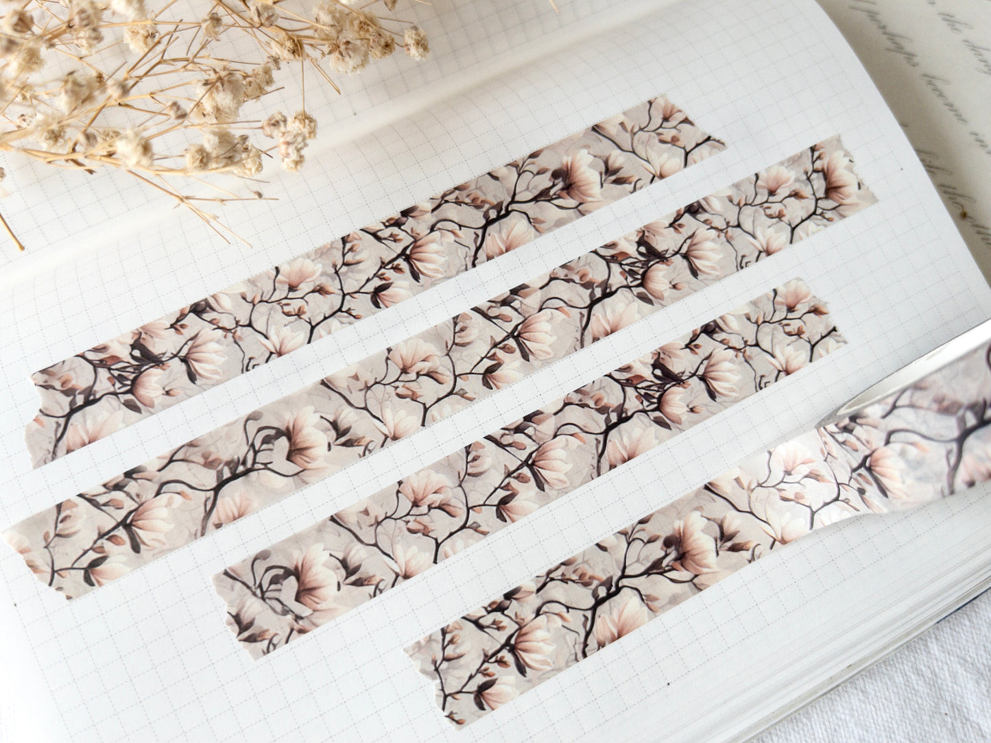 Spring washi tape: Magnolias (15mm)