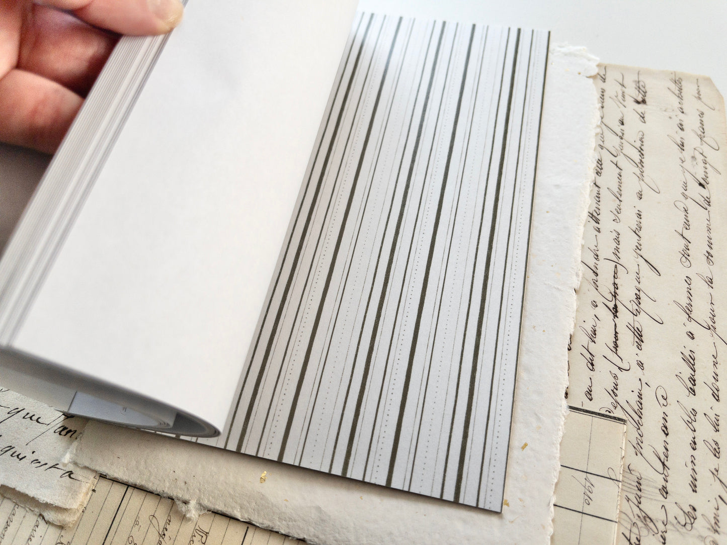 Washi sticker book: Spring cottage