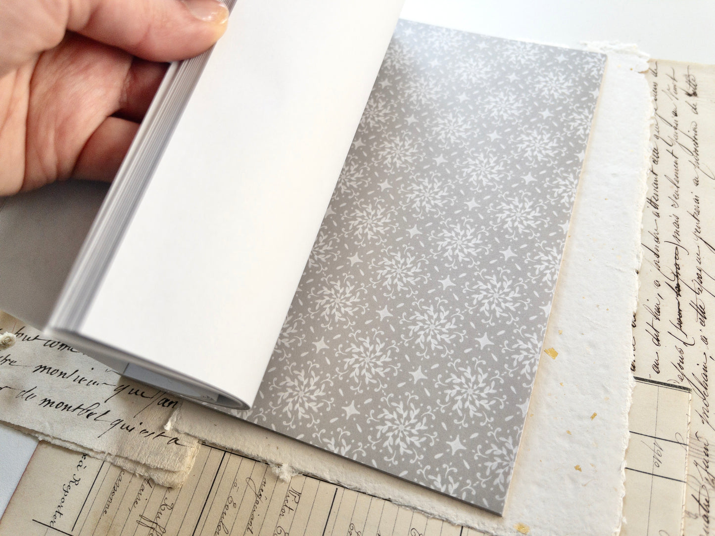 Washi sticker book: Spring cottage