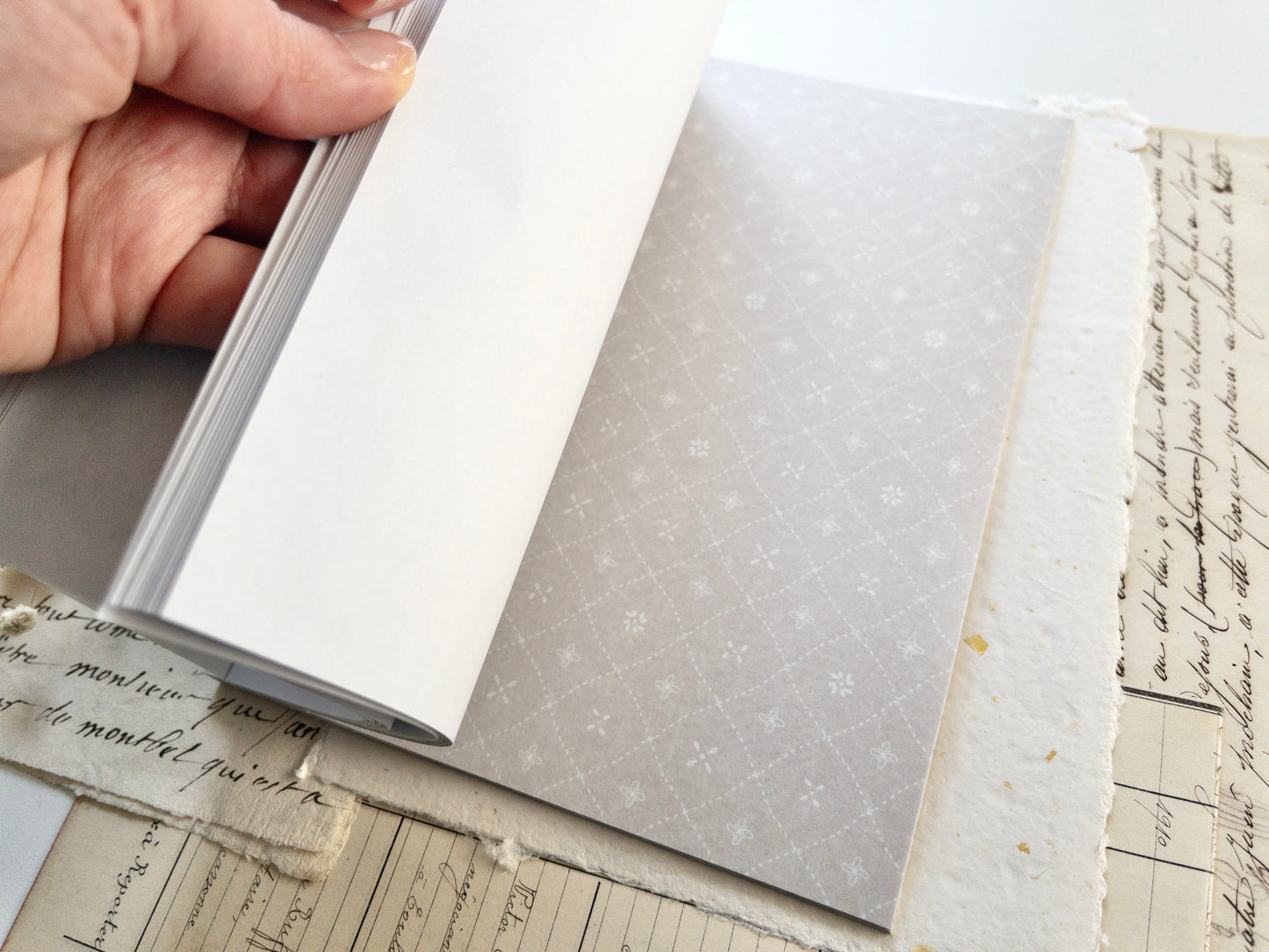 Washi sticker book: Spring cottage