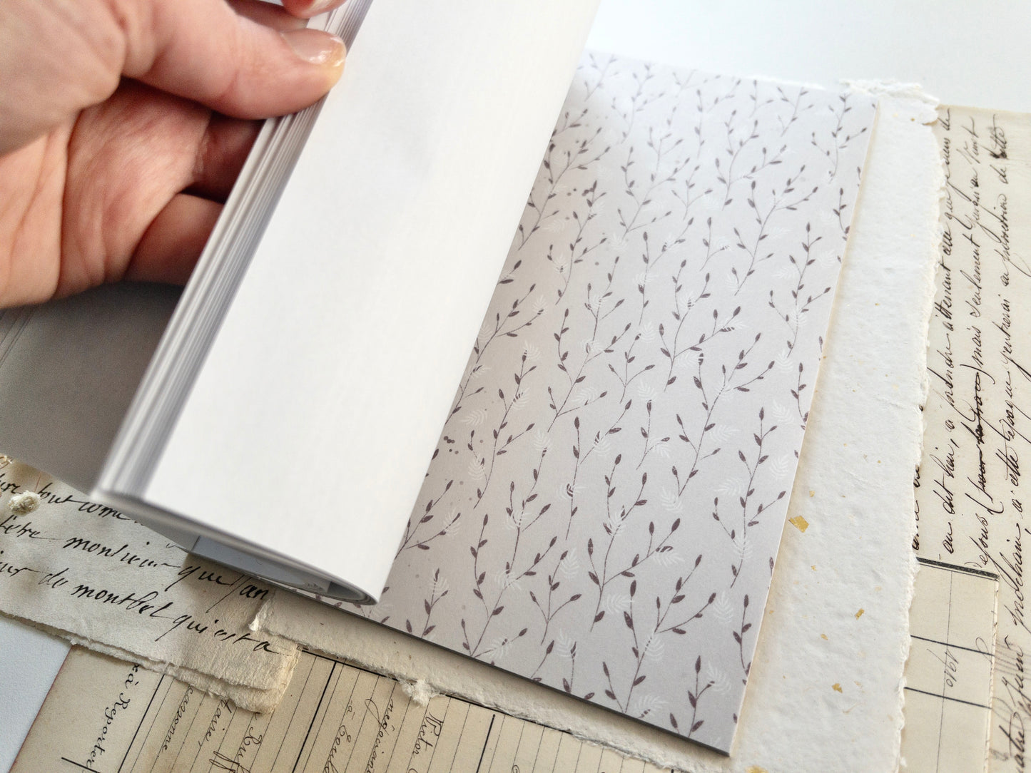 Washi sticker book: Spring cottage