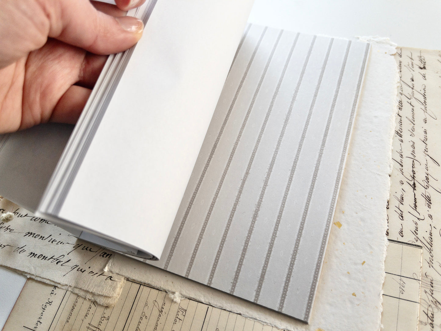 Washi sticker book: Spring cottage