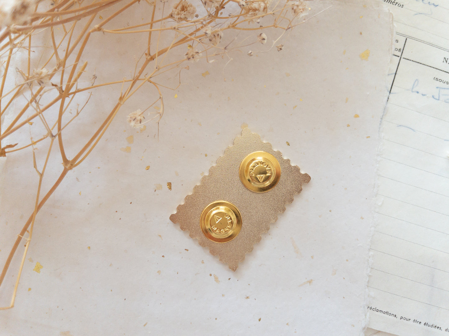 Magnetic charm: If not now, when? Softly somewhere collection