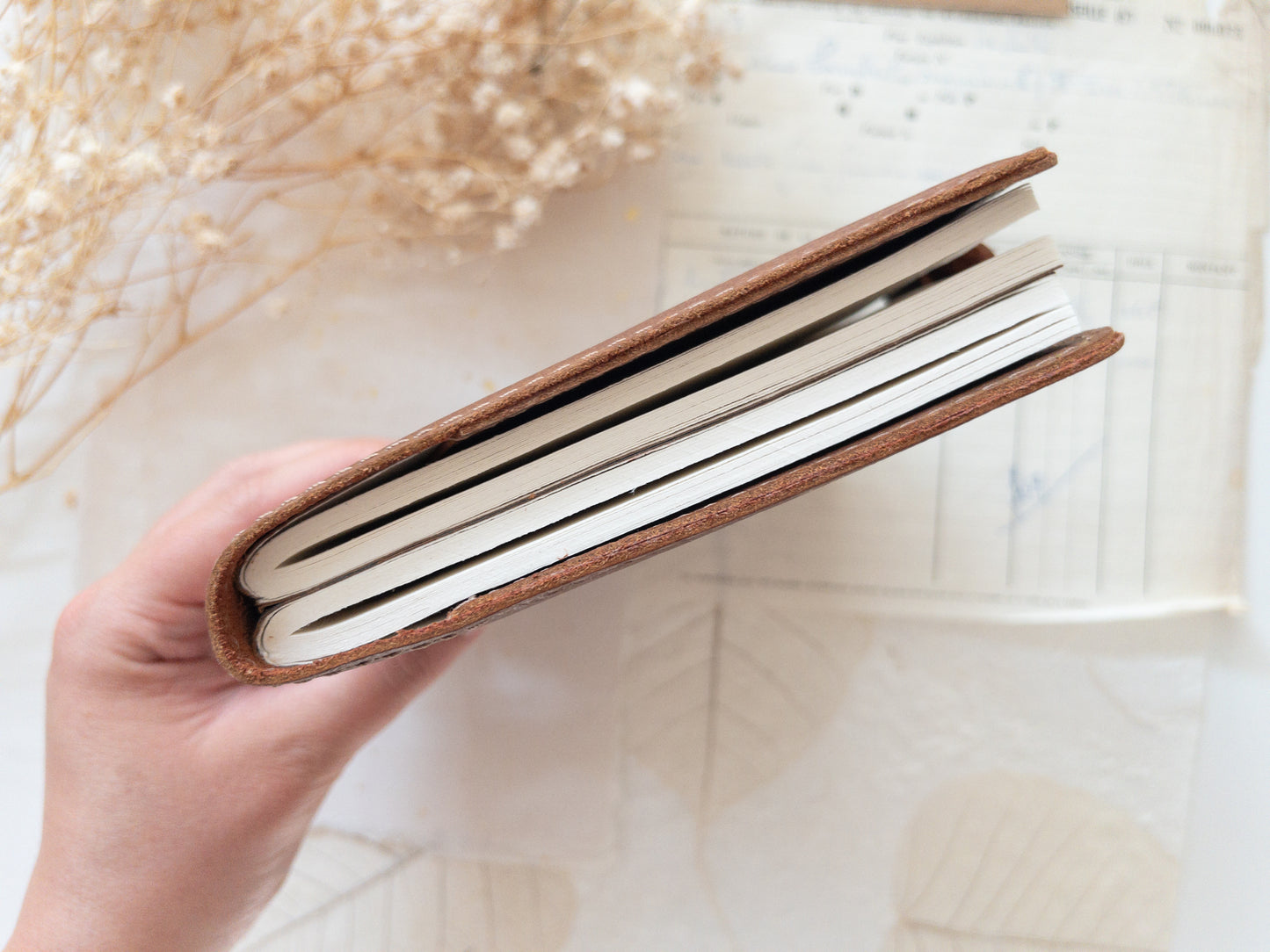 Leather cover with 2 handmade paper insert (B6)