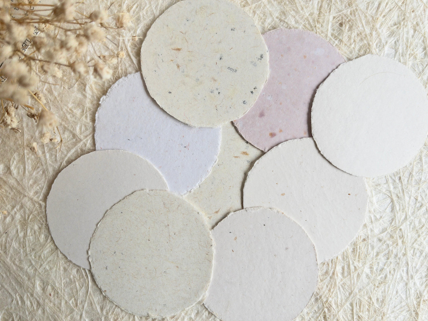 Handmade paper circles by Sahl Papier (cikitacikii) - Set of 10