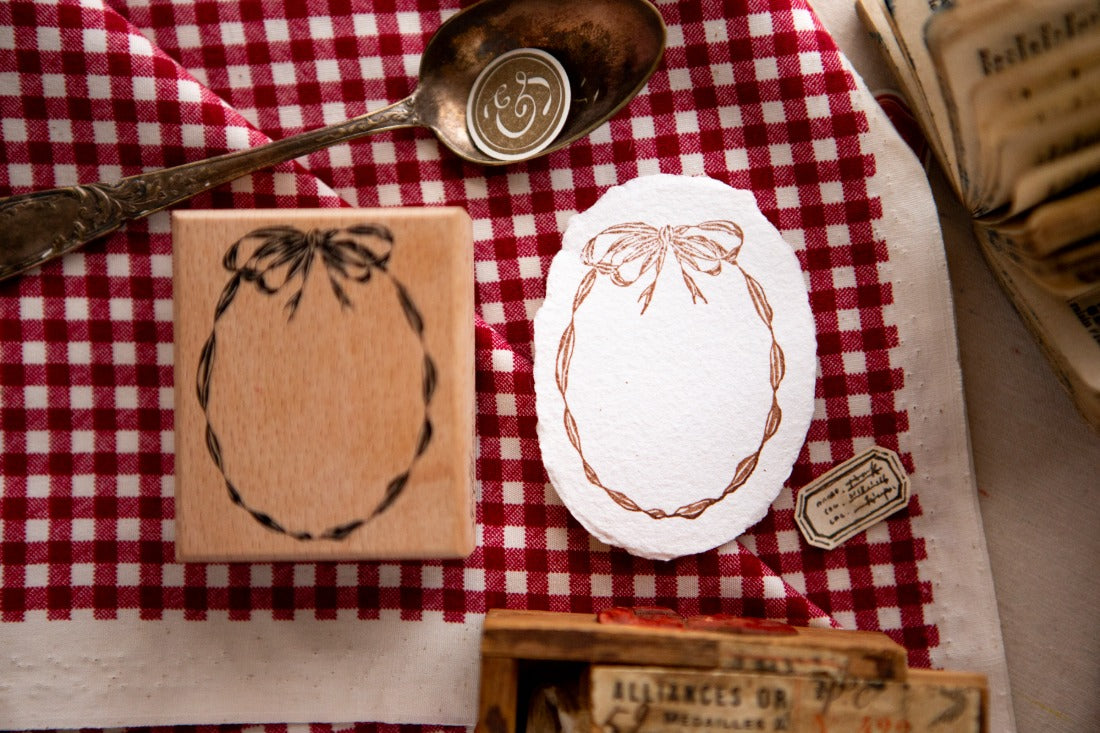 OURS Studio: Oval Ribbon Frame Stamp